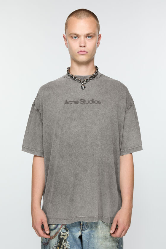 (image for) Concise Blurred logo t-shirt - Relaxed unisex fit